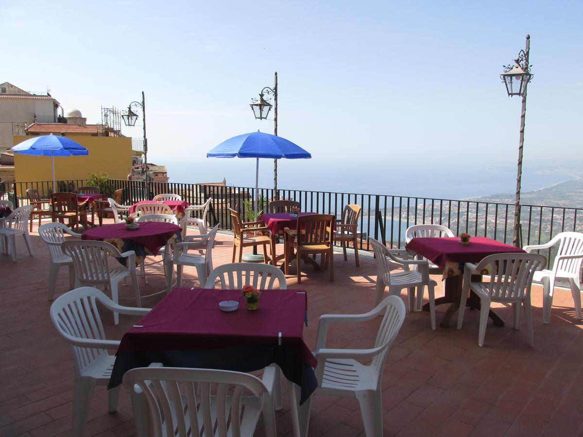 Hotel Panorama Di Sicilia Castelmola Luaran gambar